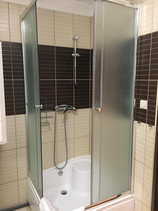Vml Premium Apartman Mosonmagyarovar Exterior photo